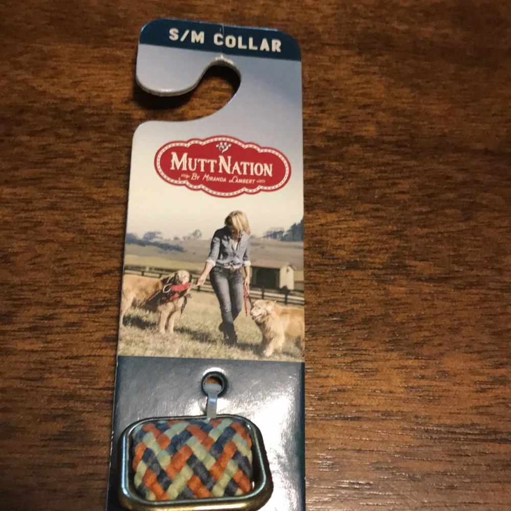 MuttNation Adjustable Dog Collar with Multicolor Pattern